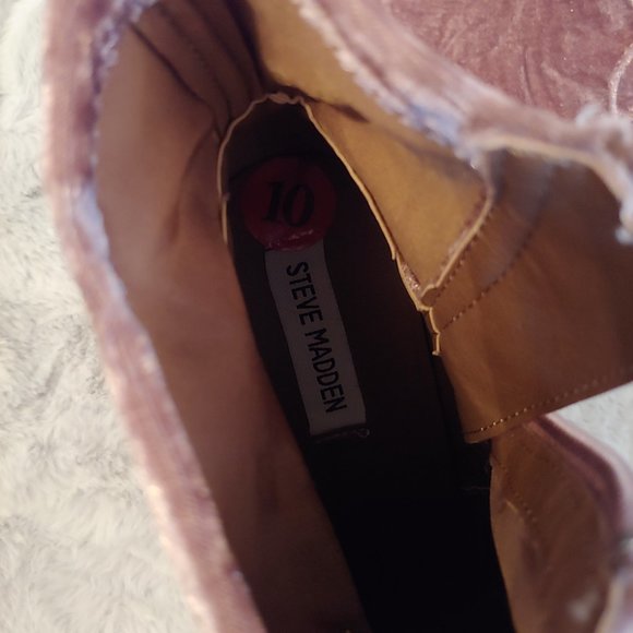 Steve Madden Emison Velvet Bootie pale Pink 10 - Picture 4 of 11